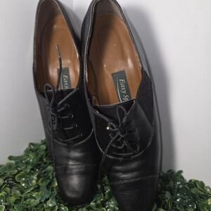 Easy Spirit Black Leather Lace-Up Cap Toe Oxfords